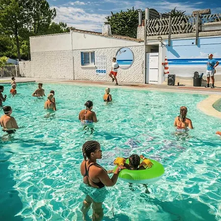 Zecamping Chiens Acceptes Animations Parc Aquatique * Saint-Hilaire-de-Riez